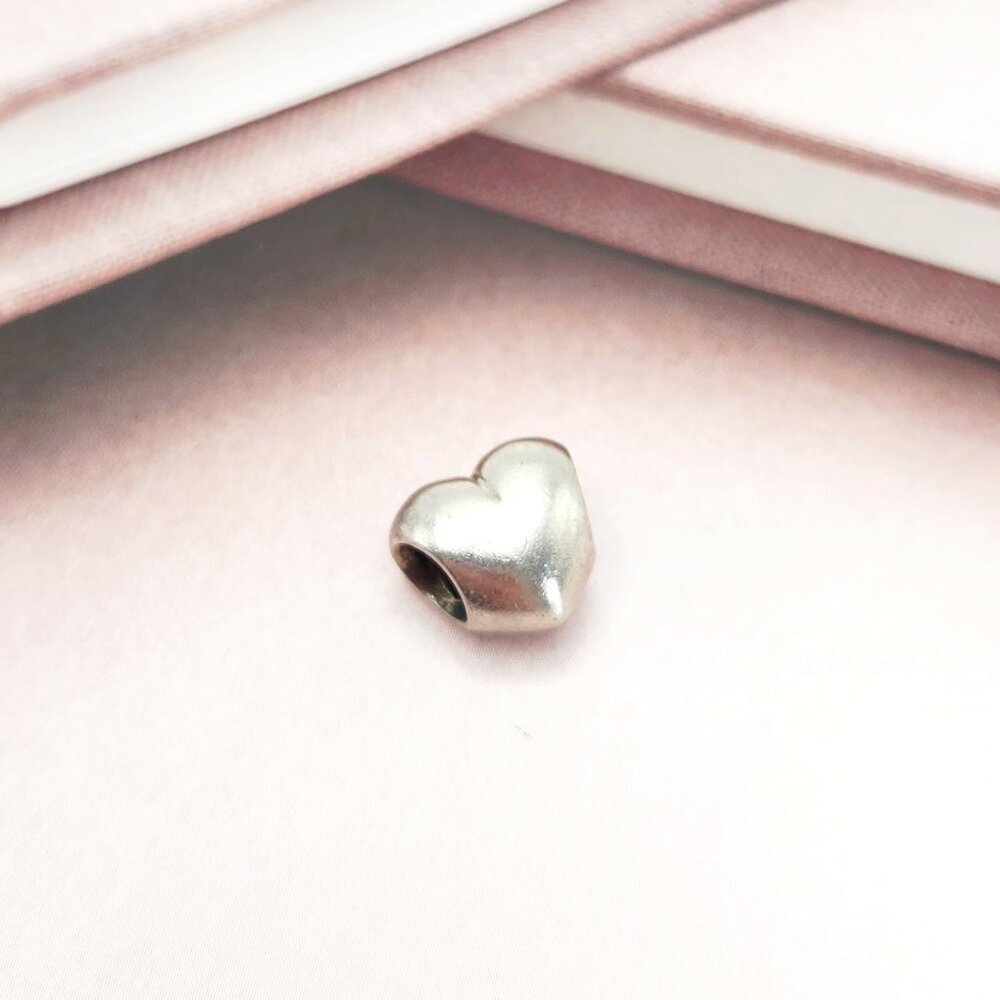 Pandora Moment Big Heart 925 Sterling Silver Dangle Charm Authentic